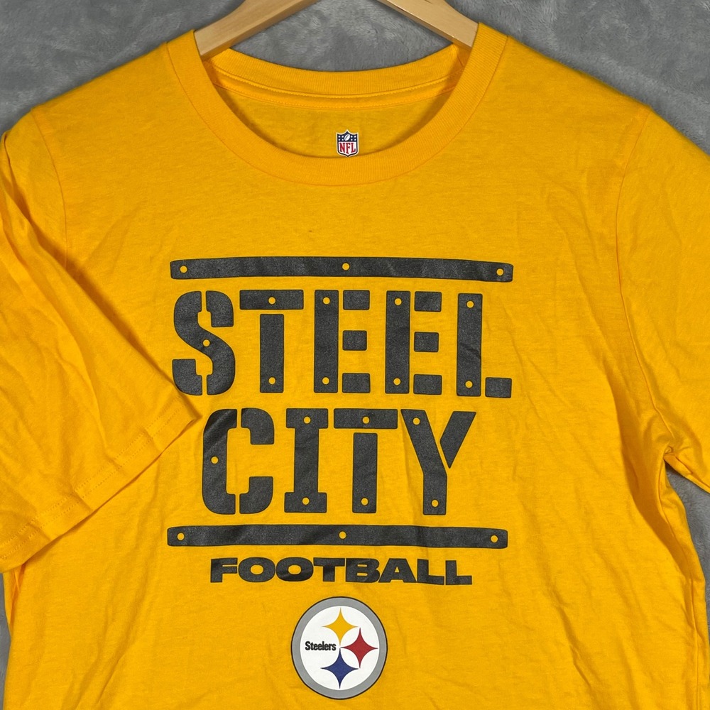 NFL Pittsburgh Steelers Steel City Football Graphic T-Shirt Gold XL 18/20 NWT